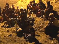 Ayvalık’ta 132 düzensiz göçmen ve 1 organizatör yakalandı