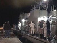 İtalya açıklarında göçmen teknesi alabora oldu