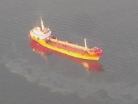 İzmit Körfezi'ni kirleten gemilere 9 milyon 884 bin lira ceza kesildi