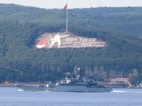 'Azov' isimli Rus savaş gemisi, Çanakkale Boğazı'ndan geçti