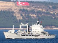 NATO'ya bağlı savaş gemileri, Çanakkale Boğazı'ndan geçti