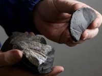 İngiltere, kayaç gazı sondajını yasakladı