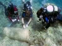 Ağrotur bölgesinde antik gemi batığı bulundu