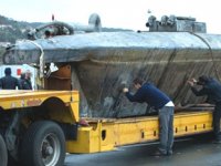 Avrupa'ya uyuşturucu sokarken yakalanan ilk denizaltı limana çekildi