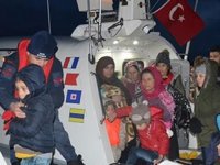 Balıkesir'de 108 düzensiz göçmen yakalandı