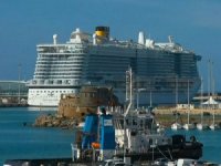 İtalya'daki gemide corona virüsüne rastlanmadı (27 Türk aralarında)