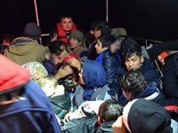 İzmir'de 52 düzensiz göçmen yakalandı