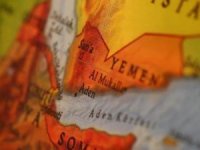 Yemen'de sahil güvenlik güçleri bir gemide 200 ton patlayıcı madde ele geçirdi