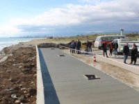 Karaduvar sahili yenileniyor