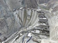 Yusufeli Barajında yükseklik 190 metreye ulaştı