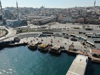 İstanbul sahilleri boş kaldı