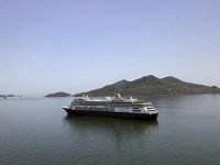 Koronavirüsün vurduğu Holland American Line curise gemisine Panama Kanalı'ndan transit geçiş onayı verildi