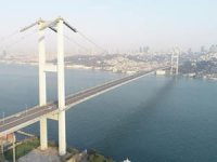 Sokağa çıkma yasağı nedeniyle boş kalan 15 Temmuz Şehitler Köprüsü havadan görüntülendi