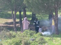 Göl kenarında balık tutup piknik yaptılar