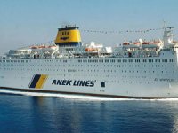 Pire Limanı'nda karantinada bulunan 'El Venizelos' gemisindeki 65 Türk, bugün Türkiye'ye gelecek