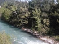 Sır Baraj Gölü’ndeki renk değişimi inceleniyor