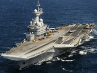 Fransız uçak gemisine koronavirüsün, Brest’e yanaşması sonucu gemiye sıçradığı düşünülüyor