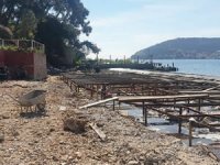 Heybeliada plajına 50 ton beton döküldü