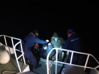 Yunan Sahil Güvenlik tarafından geri itilen Pakistanlılar kurtarıldı