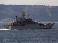 Rus savaş gemisi ’Novocherkassk’ Çanakkale Boğazı’ndan geçti