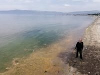 Bursa Gemlik Körfezi'nde deniz turuncu renge büründü