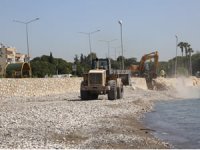Erdemli sahilleri halkın kullanımına hazırlanıyor