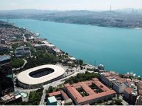 İstanbul Boğazı turkuaz renge büründü