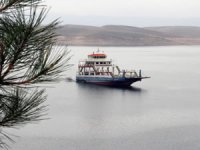 Normalleşme süreciyle Tunceli-Elazığ feribot seferleri başladı