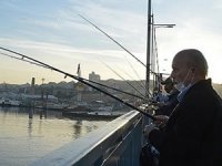 Kısıtlama olmayınca balıkçılar Unkapanı Köprüsüne koştu