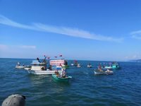 Ardeşen’de ‘Deniz Kafesli Balık Çiftliği Projesi’ protesto edildi