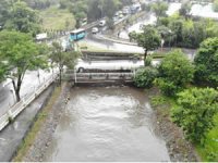 Sağanak yağış nedeniyle Küçüksu Deresinden boğaza çamur aktı
