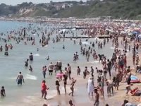 Deniz keyfini korona bile durduramadı