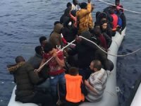Türk karasularına geri itilen 40 sığınmacı kurtarıldı