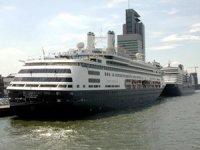 M/S ROTTERDAM ve M/S AMSTERDAM, 37 milyon dolara İngiliz şirkete satıldı