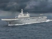 Çin'in ilk 075 Tip amfibi hücum gemisi deniz tatbikatlarına başlıyor