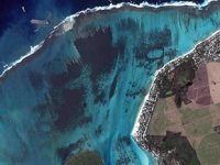 Mauritius’ta 4 bin ton petrol denize sızıyor