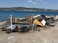 Tekne sayısının artmasını önlemek için eski tekneyi parçalıyorlar