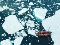 Grönland'da 2019'da rekor düzeyde buzul eridi