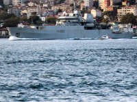 'HMS Enterprise' isimli İngiliz araştırma gemisi İstanbul Boğazı'ndan geçti