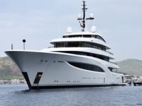 ‘Faith’ isimli lüks mega yat, yakıt ikmali için Marmaris'e geldi