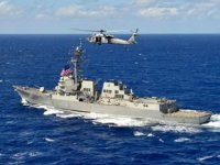 ABD savaş gemisinin Venezuela kıyısına demir atması tansiyonu yükseltti