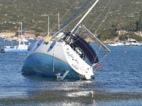 Seferihisar’da deniz çekildi