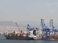 Ege Bölgesi'nin ihracatının ithalatını karşılama oranı yüzde 153 oldu