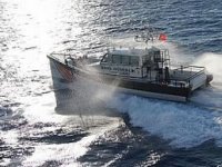 Karataş açıklarında sürüklenen tekne kurtarıldı
