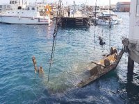 Mağusa Limanı’nda çöken iskele enkazları temizleniyor