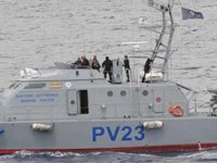 Rum liman polisi, KKTC’den gittiği iddia edilen gemi nedeniyle teyakkuza geçti