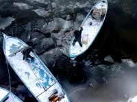 Beyşehir Gölü'nde liman çevresi buzla kaplandı