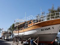 Alanya’da tur tekneleri yeni sezona hazırlanıyor