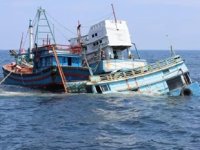 Endonezya, Malezya'ya ait olan 2 adet balıkçı teknesini batırdı