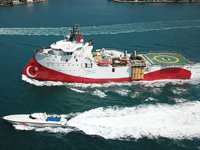 Barbaros Hayrettin Paşa sismik araştırma gemisi, İstanbul Boğazı'ndan geçti